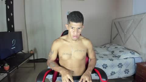 TopTony22 online show from August 11, 11:07 pm