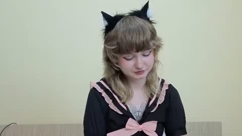 Tori online show from July 28, 9:54 pm