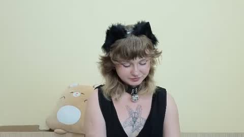 Tori online show from August 10, 12:01 am