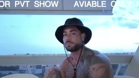 toro_arrapato online show from August 1, 7:20 pm