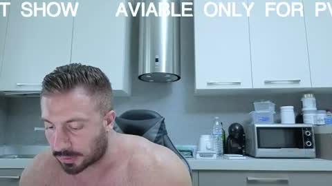 toro_arrapato online show from August 3, 2:46 pm