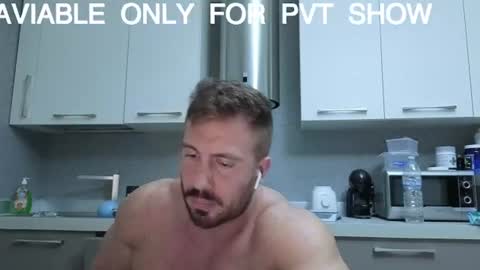 toro_arrapato online show from August 4, 9:34 pm