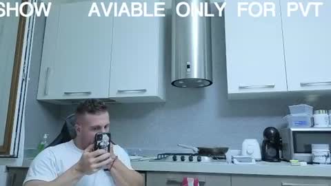 toro_arrapato online show from August 9, 6:53 pm