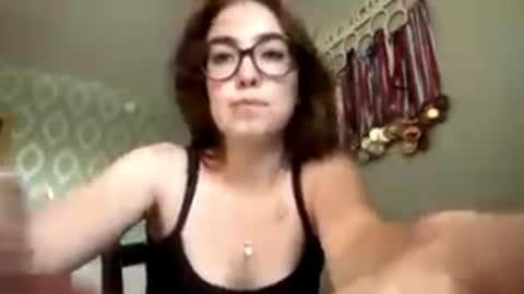 hey im Sarah online show from July 26, 11:48 am