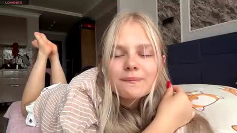 Linda online show from July 29, 12:45 pm