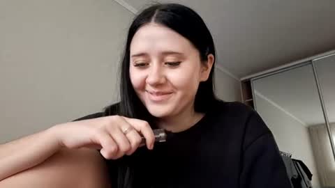 Linda online show from August 6, 6:56 am