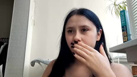 Linda online show from August 13, 6:16 am