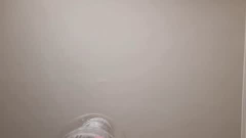 Linda online show from August 14, 7:23 am