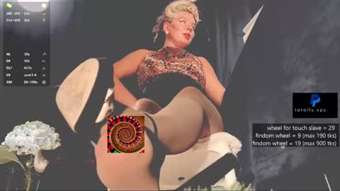 Madam Viktoria on vacation December 16 - December 20     online show from August 10, 4:30 pm