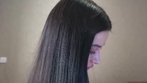totallytiny_ online show from July 26, 10:59 pm