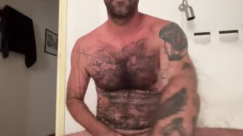 toutsexy online show from July 25, 4:00 pm
