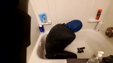 toxic2lust online show from April 3, 1:03 am