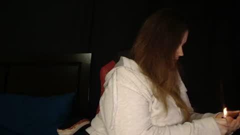 Lilly online show from August 5, 2:42 am