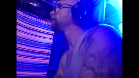 toxicpanda online show from June 10, 10:44 am