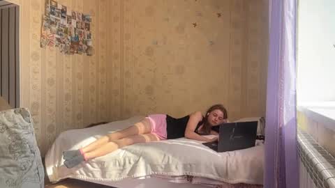 Liv 1st day online show from August 4, 1:41 pm