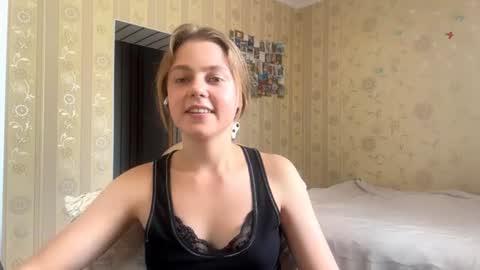 Liv 1st day online show from August 11, 10:06 am