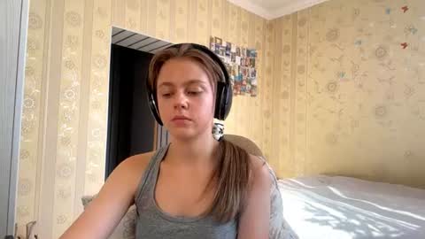 Liv 1st day online show from August 14, 2:43 pm