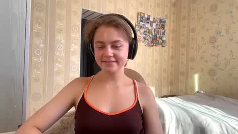 Liv 1st day online show from August 15, 2:43 pm