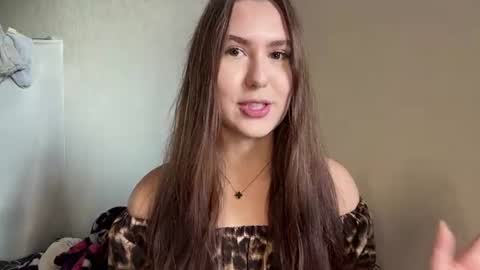 Thea online show from August 5, 8:45 am