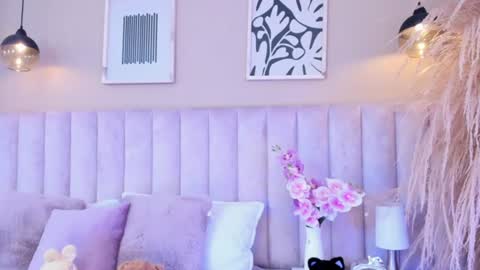 Tracy  online show from August 8, 9:59 pm