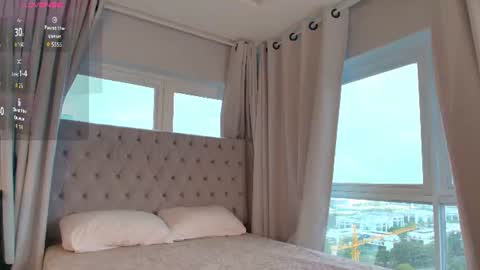 Tracy online show from August 14, 10:52 am