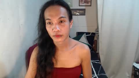Amor  THUMBS-UP ME online show from June 8, 6:58 pm