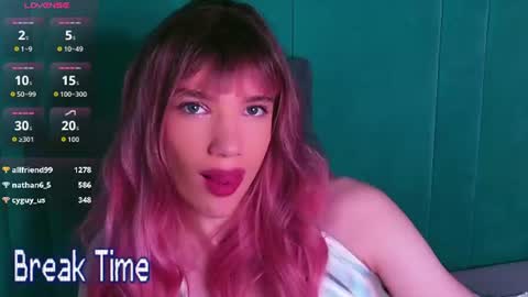 STACY online show from August 3, 9:05 am