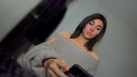 ALMIGHTY GODDESS VALENTINA online show from July 19, 5:20 am