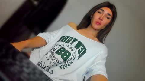 ALMIGHTY GODDESS VALENTINA online show from July 19, 6:48 am