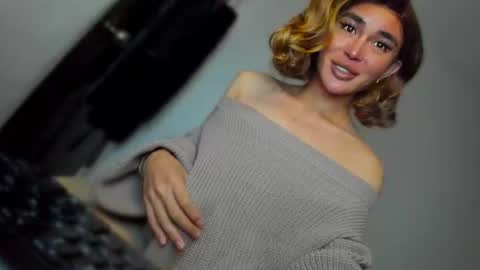 ALMIGHTY GODDESS VALENTINA online show from August 10, 9:16 pm