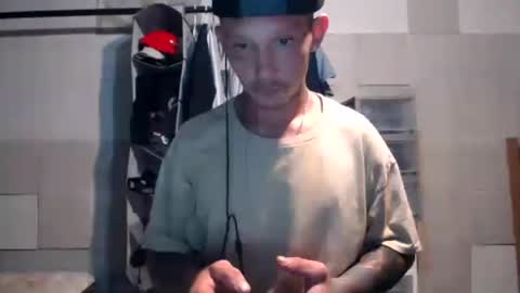 trapb606_2 online show from August 12, 1:08 am