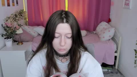 Nyuta Hartmann online show from August 13, 3:59 pm