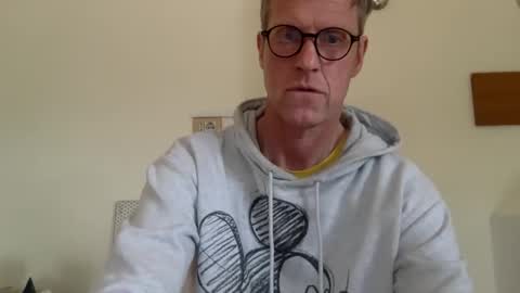 trebo00788 online show from April 4, 2:02 pm