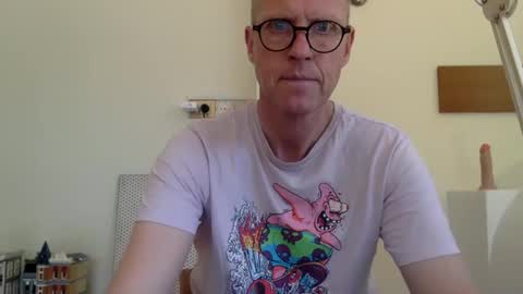 trebo00788 online show from April 5, 1:52 pm