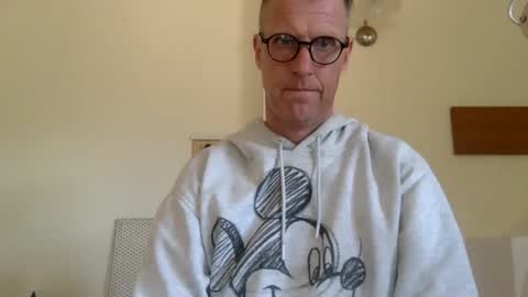 trebo00788 online show from April 5, 4:48 pm