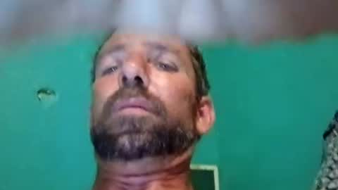 treemandude6867 online show from June 26, 1:20 am