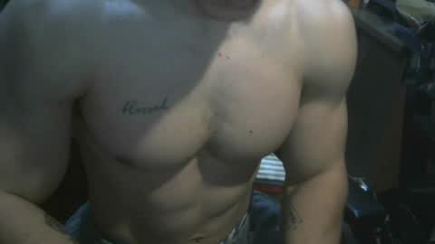 Trembo man online show from August 9, 7:37 pm