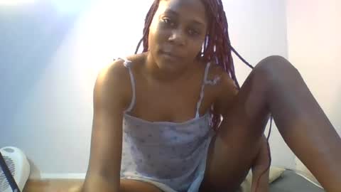 tresyamber online show from August 12, 2:47 am