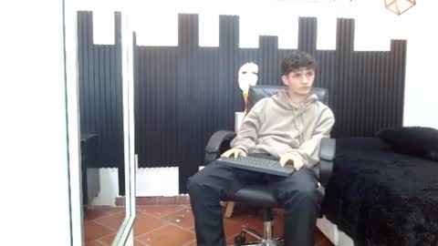 trevor_mob online show from August 8, 10:43 pm