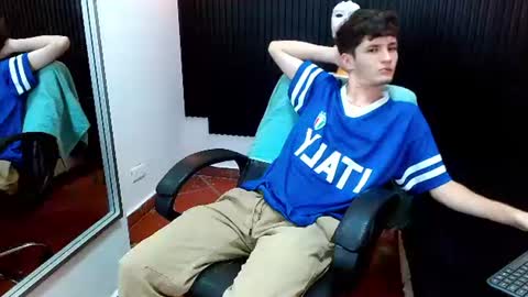 trevor_mob online show from August 11, 9:39 pm