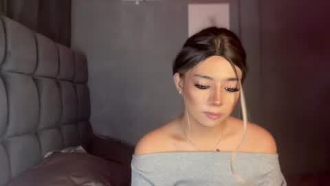 trexie_fucks15 online show from August 13, 2:20 pm