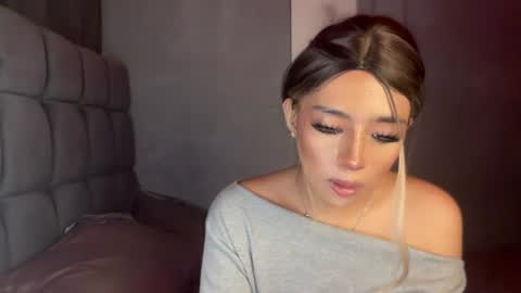trexie_fucks15 online show from August 13, 5:38 pm