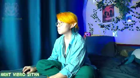trickykitsune online show from August 7, 3:45 pm