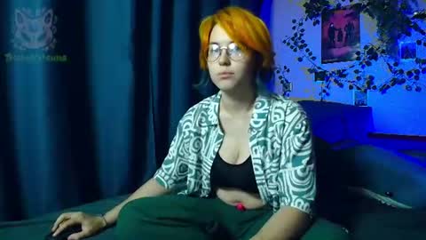 trickykitsune online show from August 8, 5:35 pm
