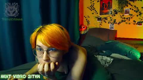trickykitsune online show from August 8, 8:53 pm