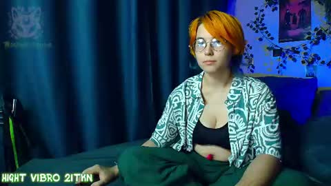 trickykitsune online show from August 10, 8:10 pm