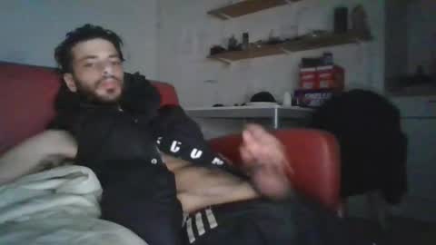 triestjoe online show from March 31, 2:41 am