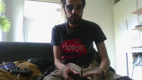 triestjoe online show from May 29, 9:23 am