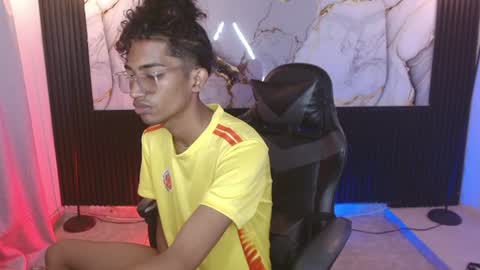 Johan online show from August 15, 1:48 pm