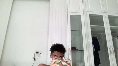 trillionzrecords online show from August 11, 9:33 am